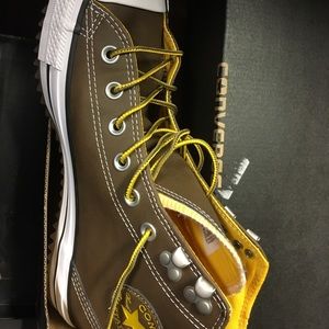 Leather chuck Taylor’s converse